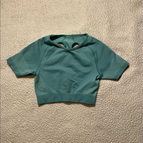 Gymshark Crop Top - Picture 1 of 2